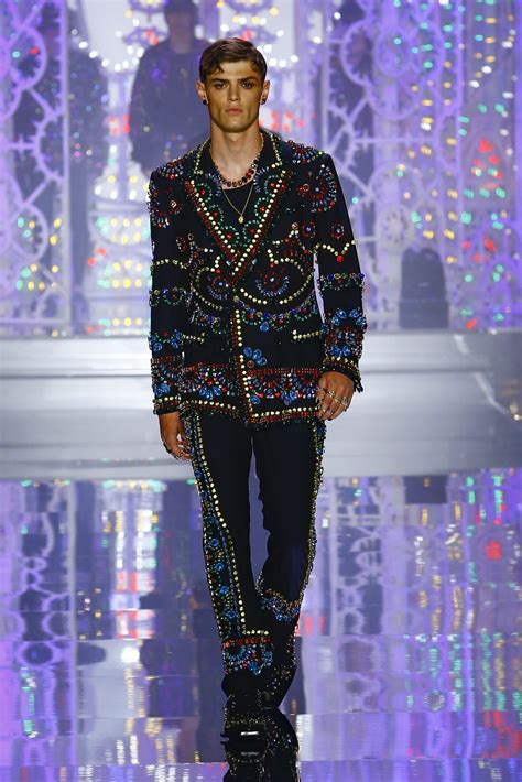 dolce gabbana men's fashion show|dolce and gabbana femme.